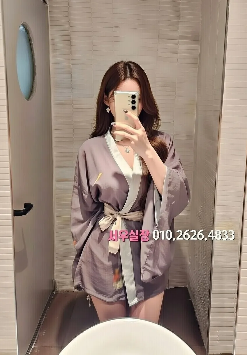 파주 룸살롱 프리미엄 라인업 10번 프로필